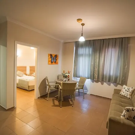 Narcis Aparthotel 5*