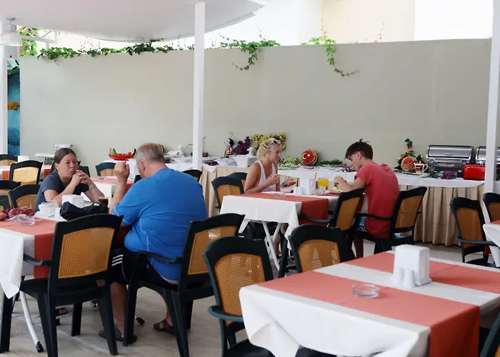 Narcis מלון דירות